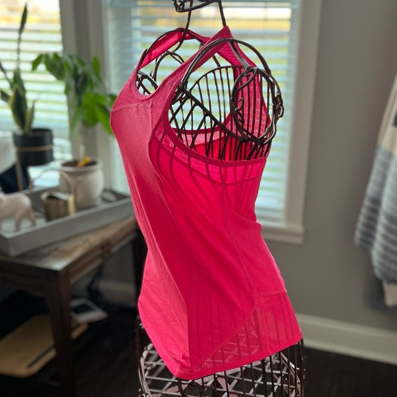 Women’s Nike Dri-Fit Racerback Bright Pink Tank Size Small - Picture 4 of 13